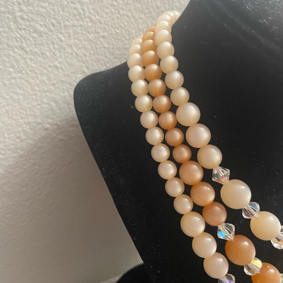 Western Germany 3 tier necklace with earrings to match - Picture 10 of 15